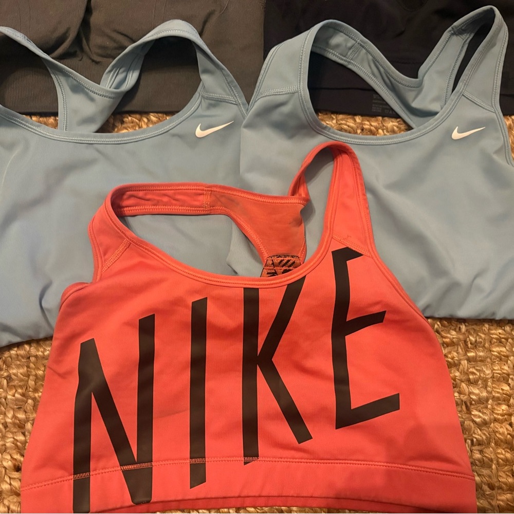 Sports Bras - Picture 2 of 3